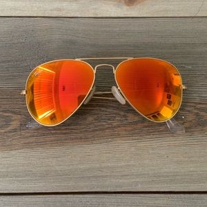 Ray-Ban aviator sunglasses (Orange flash)